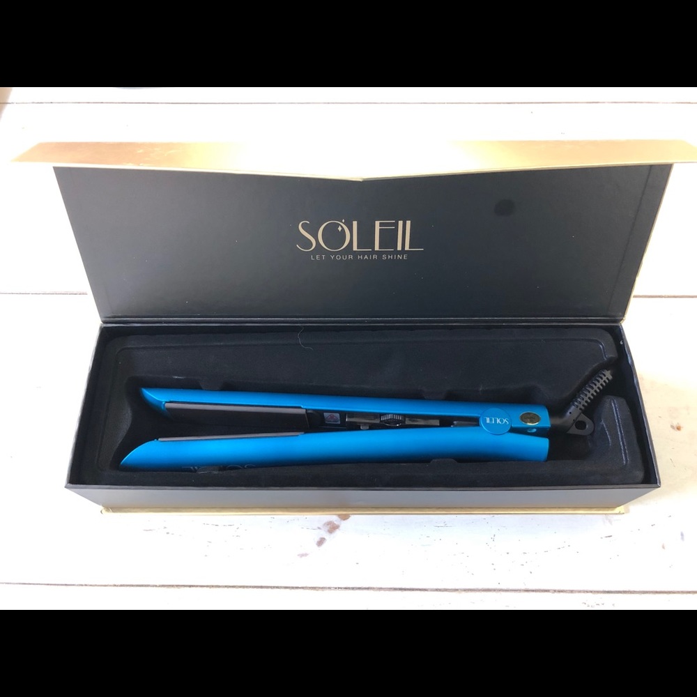 Soleil Flat Iron